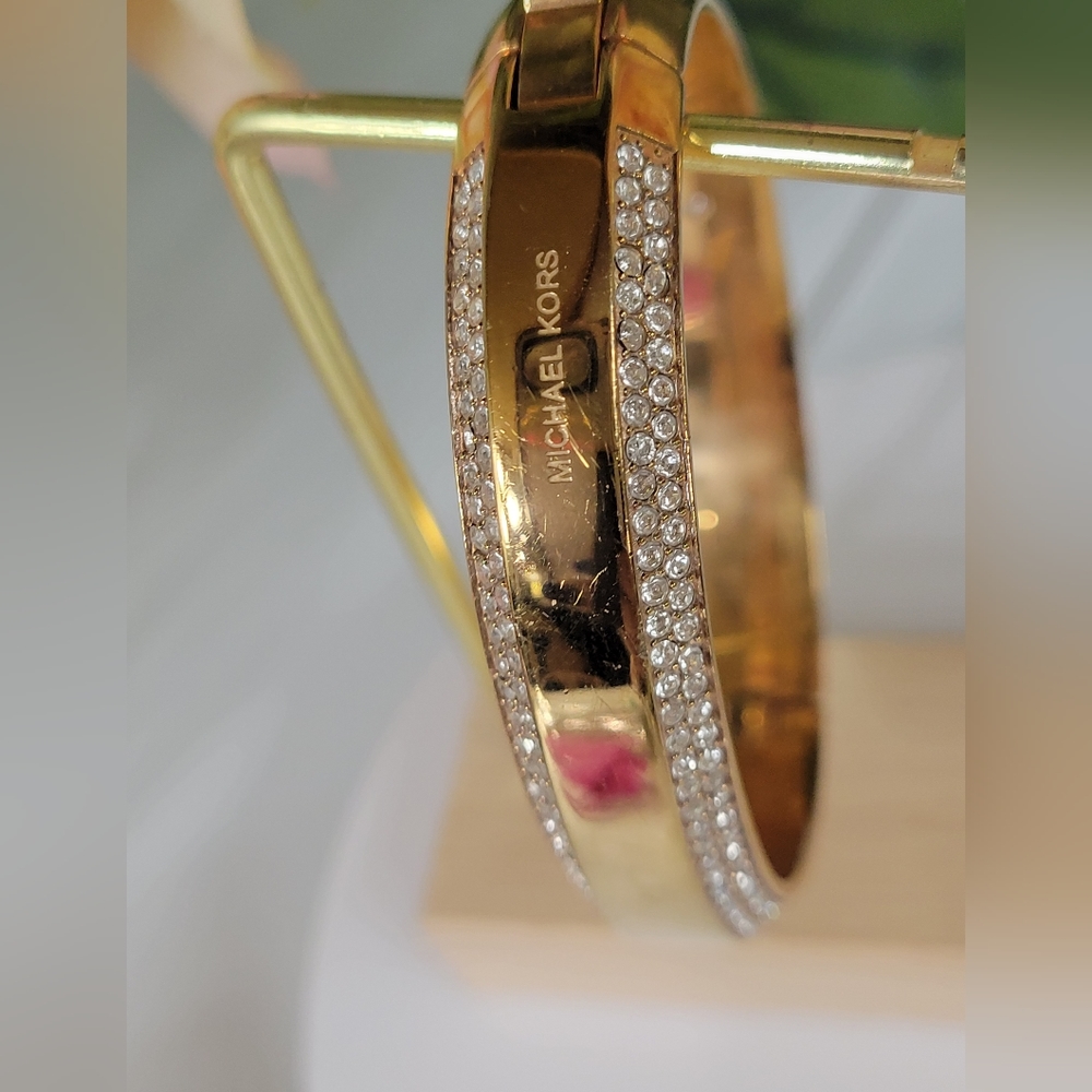 MK Michael Kors Rose Gold Swarovski Crystals Hinged Bangle Bracelet IN GIFT BOX. - Picture 6 of 12
